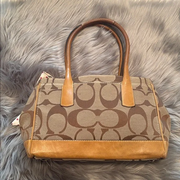 Coach purse with Bow Accent - Picture 2 of 8